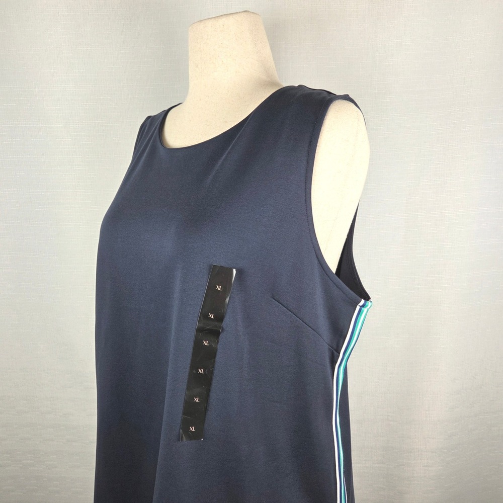 Banana Republic Tank Top Women's XL Navy Sleeveless Striped Casual‎ Athleisure